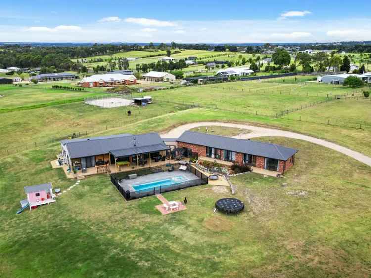 Buy Country Homestead with Pool and Spa Near Bairnsdale