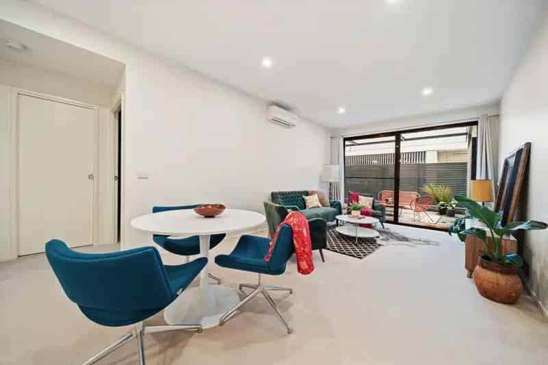Buy modern apartment in Lyneham with courtyard and separate study