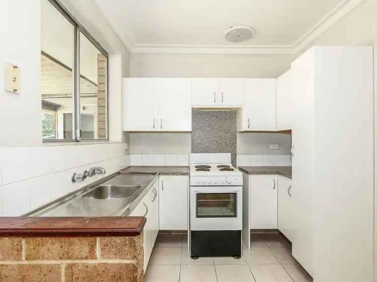 House For Sale in Armadale, Western Australia