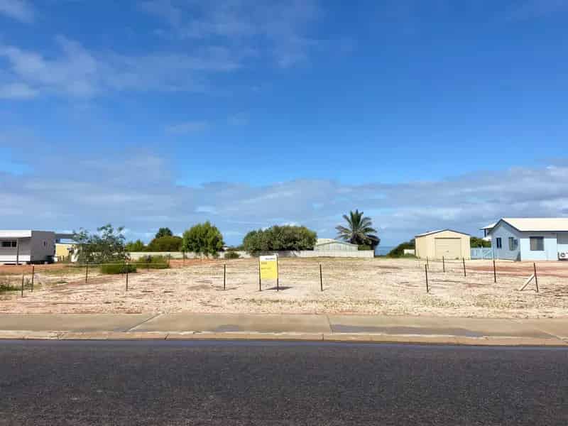 Buy land in 14 Fry Court with power and water access