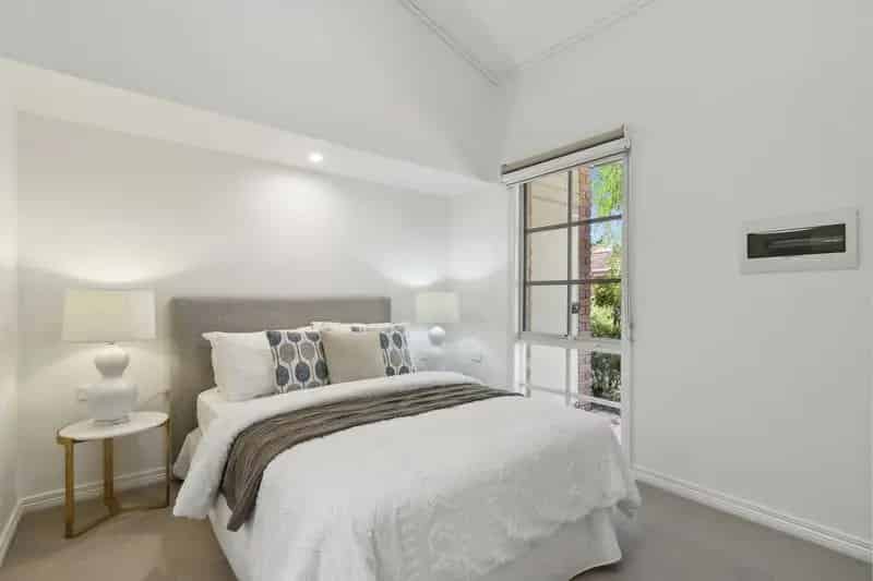 House For Sale , 57, Gloucester Avenue, Melbourne, Victoria
