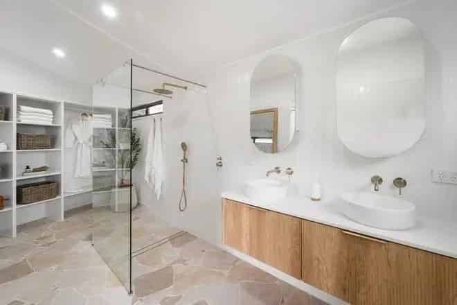 House For Sale , Cannonvale, Queensland