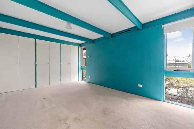 Lease Family Home with Large Shed and Gardens in Beveridge VIC