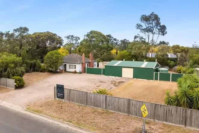 House For Sale , 4, Worland Street, Winchelsea, Victoria
