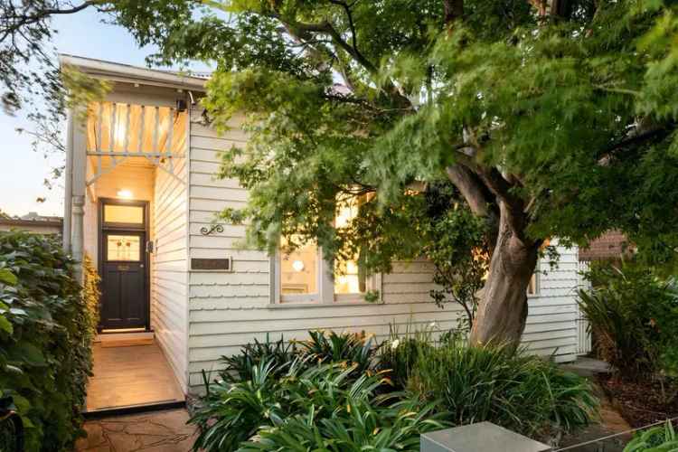 House For Sale in 3, White Street, Melbourne, Victoria