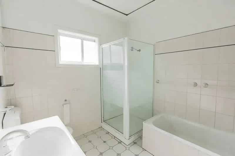 Deposit Taken by Ray White Berala - LMG