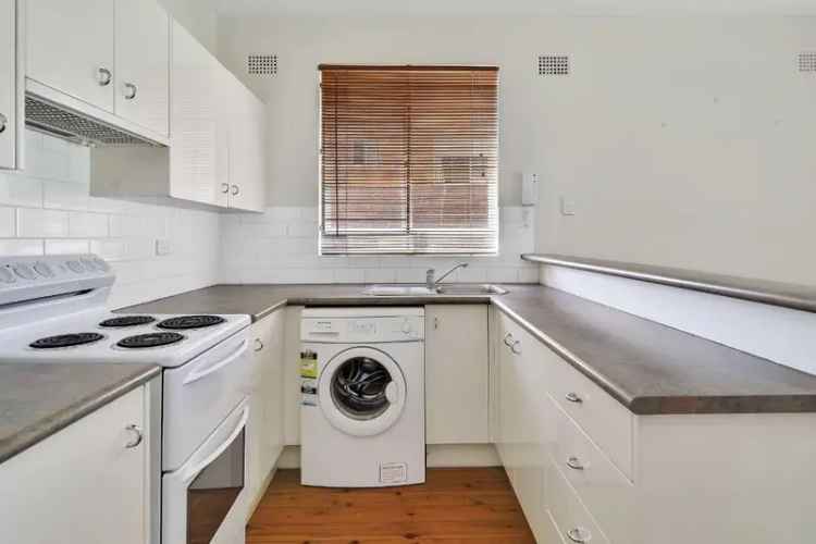 One Bedroom Unit Naremburn - Pet Friendly - Available August 16