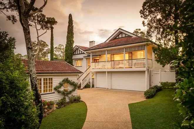 House For Sale , 8A, Gleneagle Street, City of Brisbane, Queensland