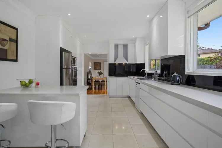 House for Lease in North Wahroonga with Five Bedrooms and Gardens