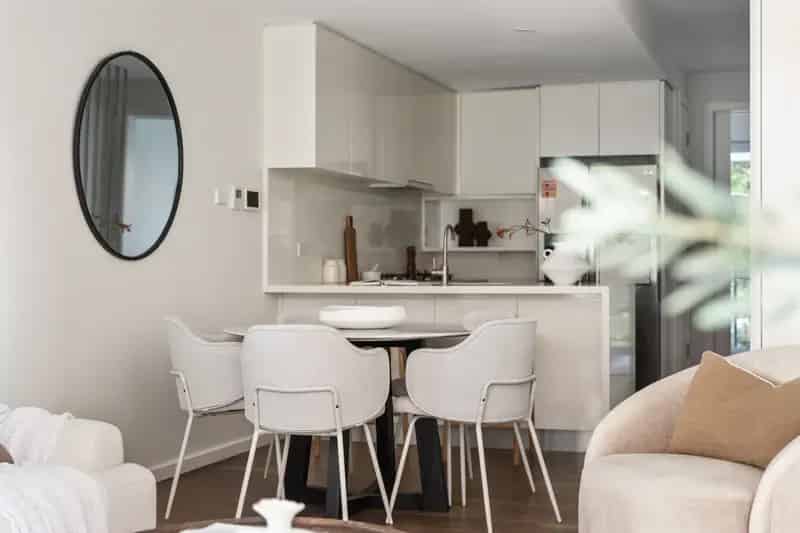 Sleek Townhouse in Sought After East Redfern Locale