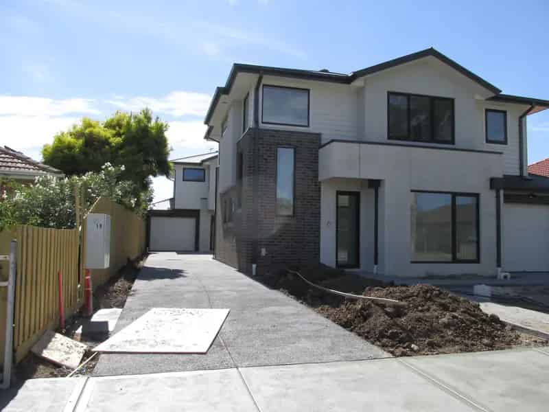 Brand new townhouse in a great location!