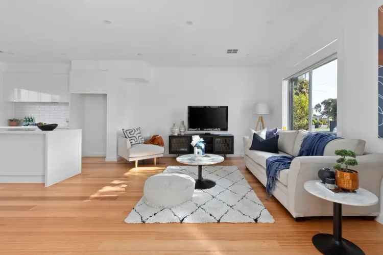 Contemporary Townhouse Living - Your Modern Sanctuary Awaits