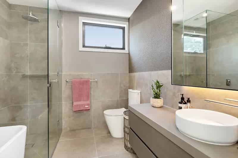 Real Estate For Lease - 9/202 Mountain View Road - Briar Hill , VIC