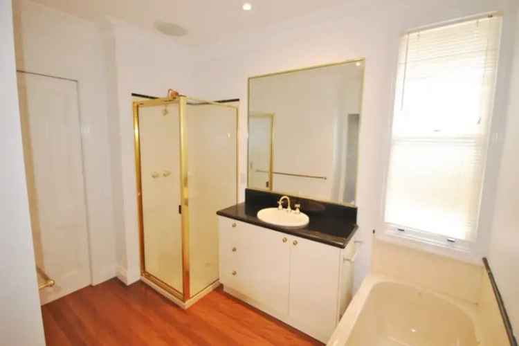House For Rent , 42, Brooke Street, Melbourne, Victoria