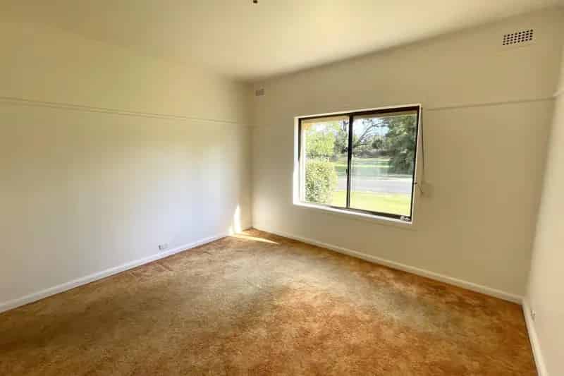 Great Entry Property
