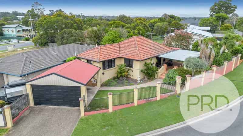 ASPLEY CENTRAL- GREAT LOCATION - SHOPPING, BUS, CAFES AND MORE!