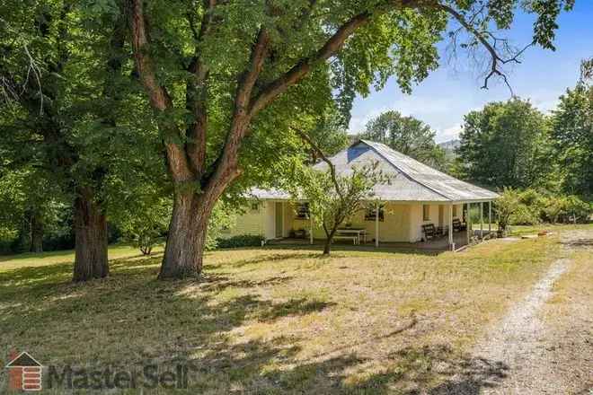 Rural For Sale in Snowy Valleys Council, New South Wales