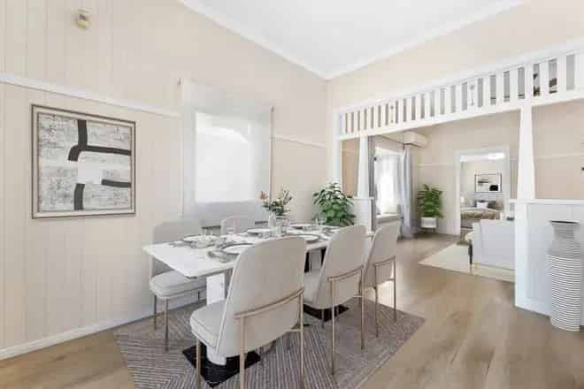 House For Sale , 5, Crescent Road, City of Brisbane, Queensland
