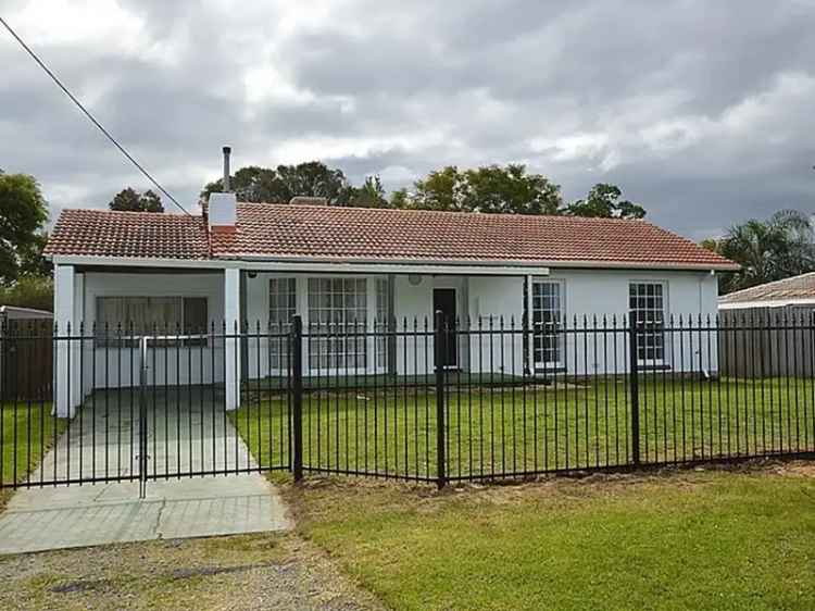 House For Sale in City of Gosnells, Western Australia