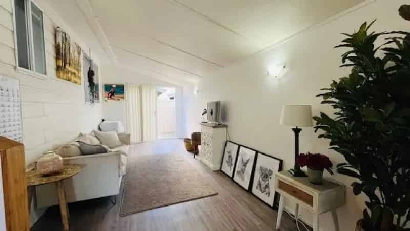 House For Sale , 22, Hansford Road, Gold Coast City, Queensland