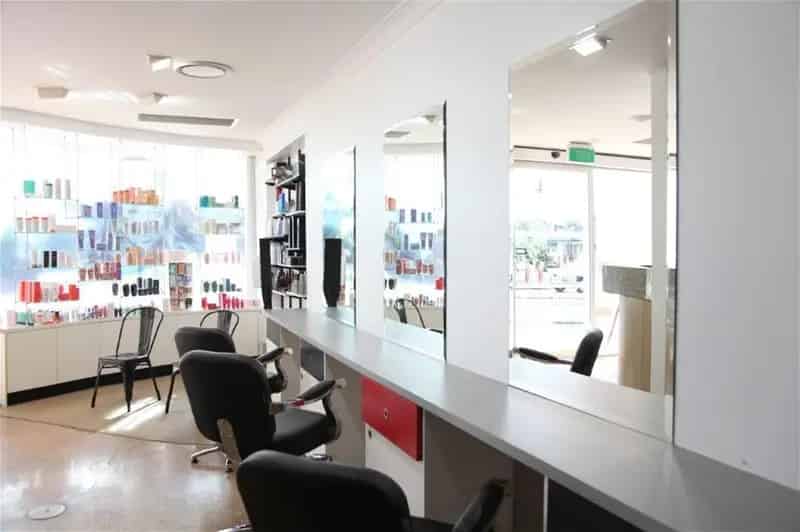 Buy Prime Hairdressing Salon in Boundary Road Shopping Centre