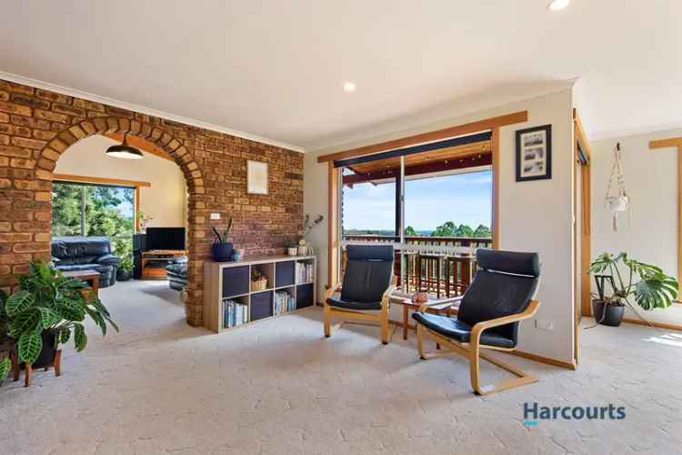 Country Lifestyle Home near Ulverstone