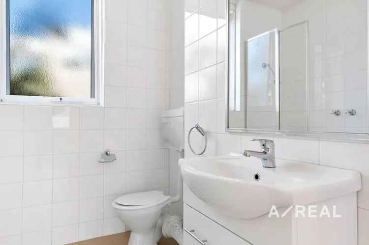 2 Bedroom 2 Bathroom Unit Melbourne