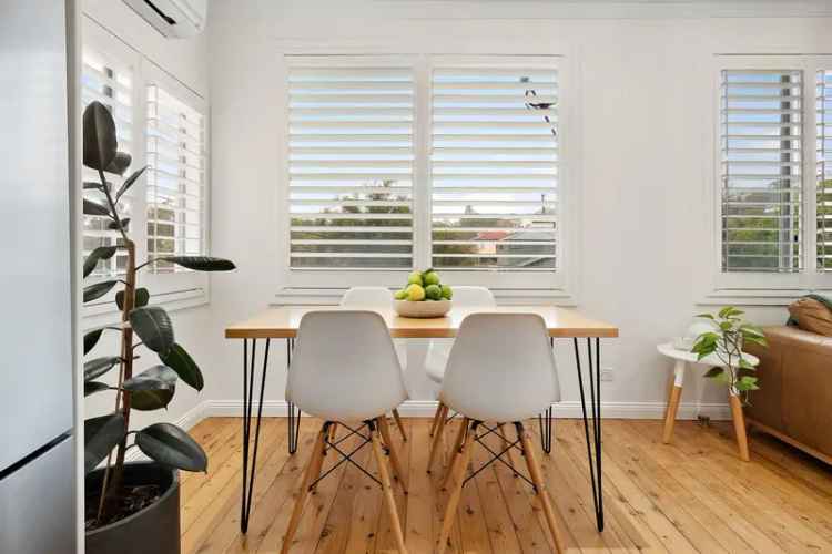 Dudley NSW Beach House - 3 Bed Renovated Home For Lease