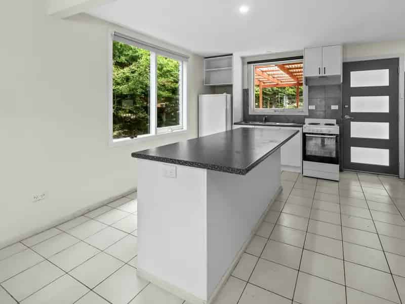 Rent Charming Home with Ocean Views in Bicheno