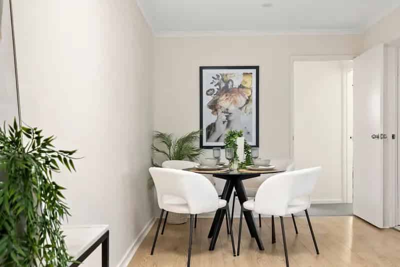 Buy Renovated Unit in Frankston with Private Garden and Modern Amenities