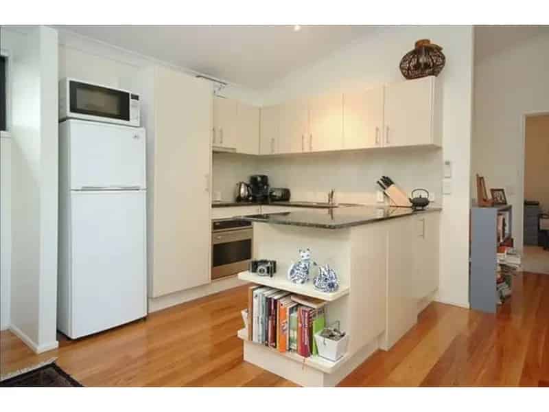 Two Bedroom Townhouse In South Brisbane