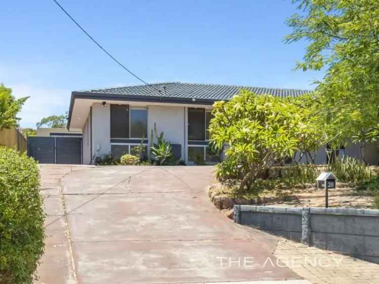 Stylish Renovated 3 Bed 1 Bath Home Large Block Padbury