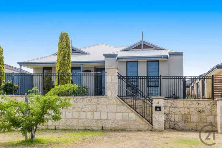 8 Salome Crescent, Lakelands WA 6180 - House For Sale