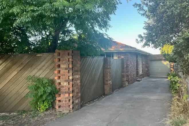 Apartment For Rent , 22, Wilson Street, Melbourne, Victoria