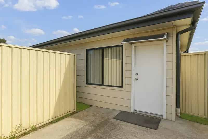 Real Estate For Lease - 191A Hoxton Park Road - Cartwright , NSW