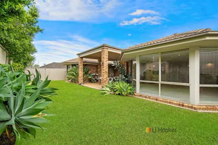 4 Bed 3 Bath Family Home in Woongarrah with Solar Panels and Outdoor Entertaining