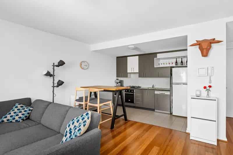 House For Rent , 3, Hoddle Street, Melbourne, Victoria