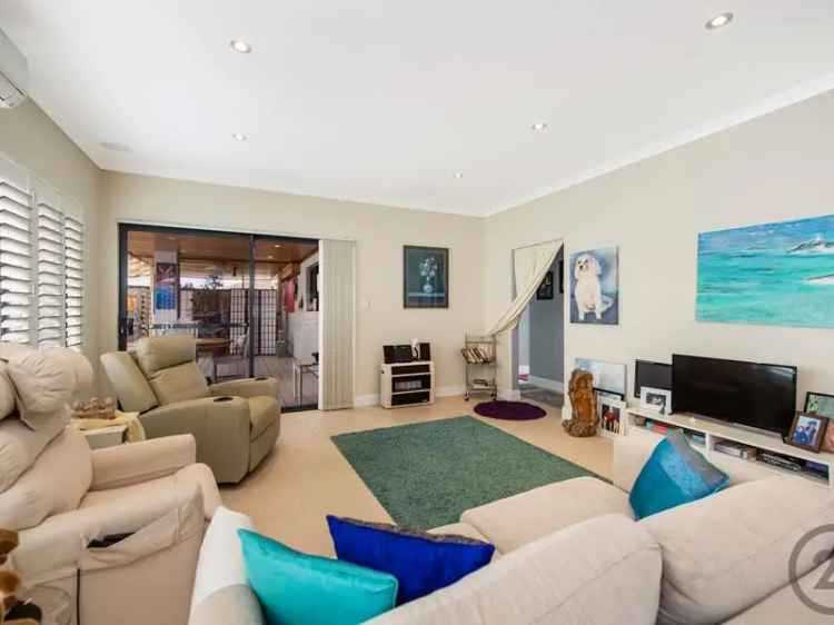 House For Sale in City of Mandurah, Western Australia