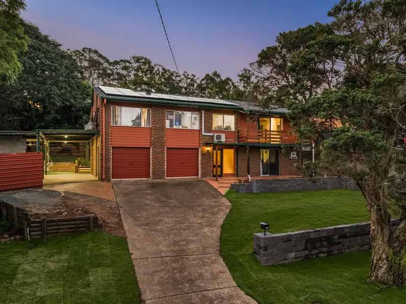 Spectacular Family Home with Limitless Potential in Eatons Hill! - An Opportunity You Don't Want to Miss!