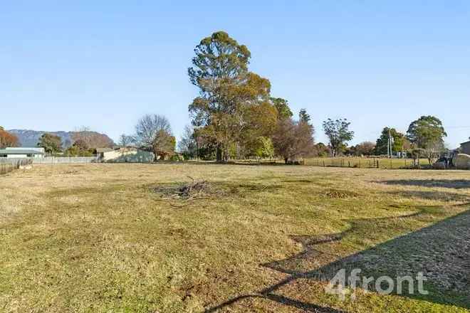 House For Sale in Sheffield, Tasmania