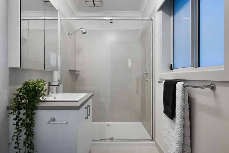 Buy Family Home in Castlemaine with 4 Bedrooms and Modern Features
