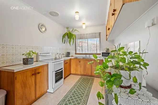 Apartment For Sale in Ulverstone, Tasmania