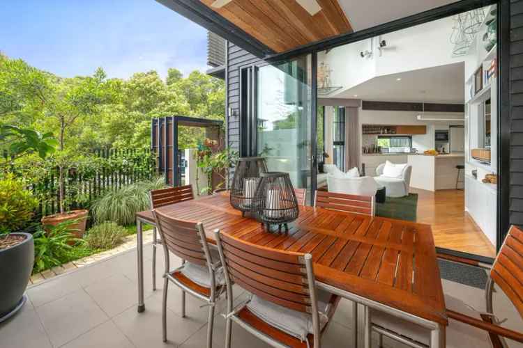 Parkside Perfection in Hamilton Reach