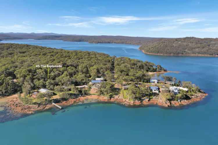 Building Block a Stones Throw to Port Stephens Waterways