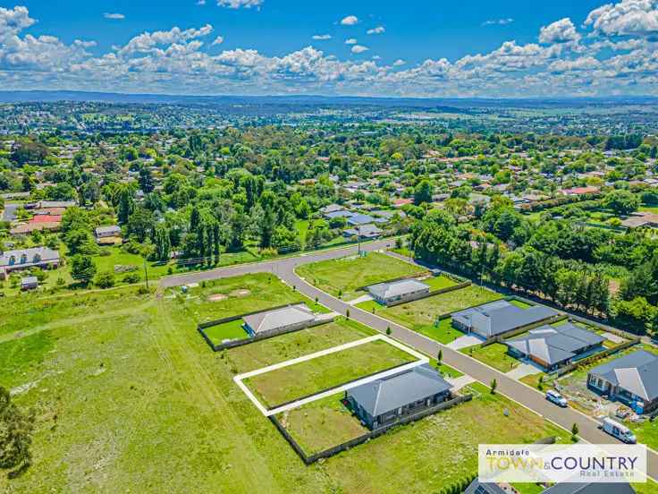 Buy Land in Armidale with Breathtaking Views and Ready Services