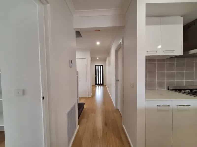 Rent Magnificent Home in Mickleham with 4 Bedrooms and Study