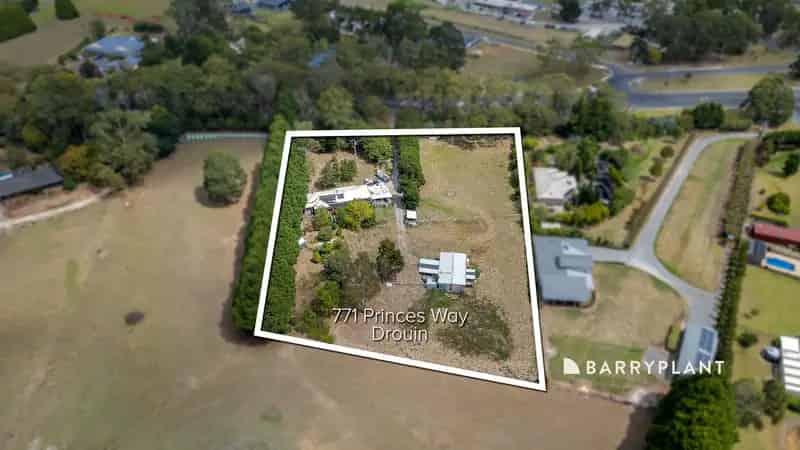 MUST BE SOLD! 2.5 (approx) Acres to build you dream home of subdivide!