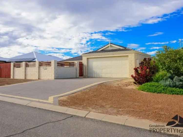 House For Sale in Geraldton, Western Australia