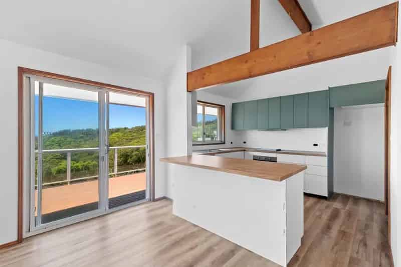 Lease Spacious Home with Ocean Views in Copacabana NSW
