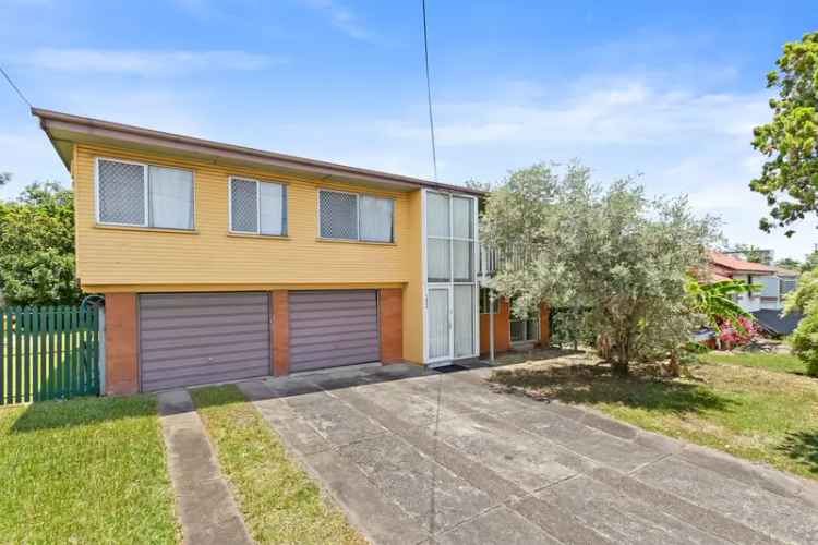 Explore The Potential with this 604m2 HDR Zoned Property....